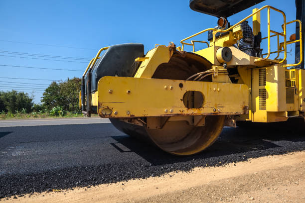 Best Asphalt Driveway Installation  in Baldwin, PA